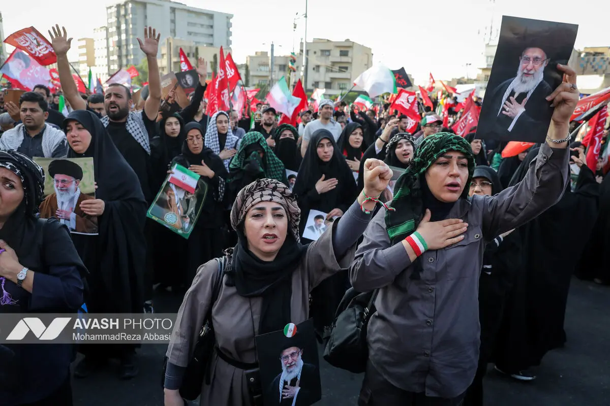 مراسم تشییع پیکر مطهر رهبر شهید انقلاب در تهران - ۲