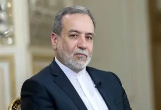 عراقچی به زلنسکی: جهان دیگر از دلقک‌های سردر گم خسته شده است