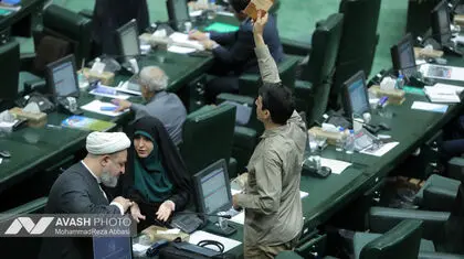 نامه دیوان محاسبات درباره غیرقانونی بودن امضای عارف کجاست؟/ حمید رسایی پس از ادعا سکوت کرد