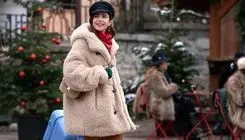 سریال Emily in Paris تمدید شد