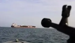 تکذیب خبر از سرگیری اسکورت کشتی‌ها در تنگه هرمز توسط آمریکا

