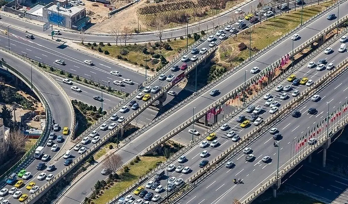 باورتان نمیشود که اینجا اتوبان همت است