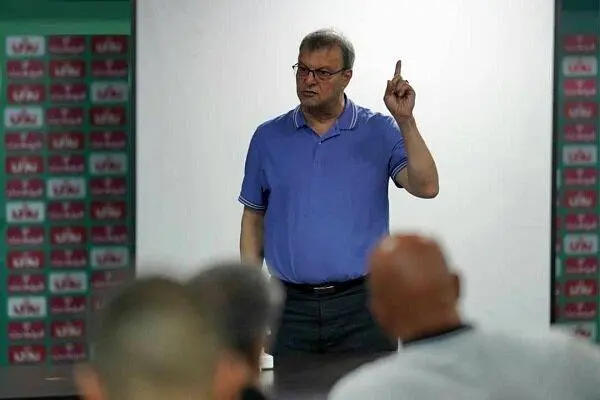 اسدی: باید با دلالان مبارزه کنیم