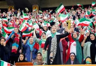 مجوز حضور بانوان در ورزشگاه تختی آبادان صادر شد