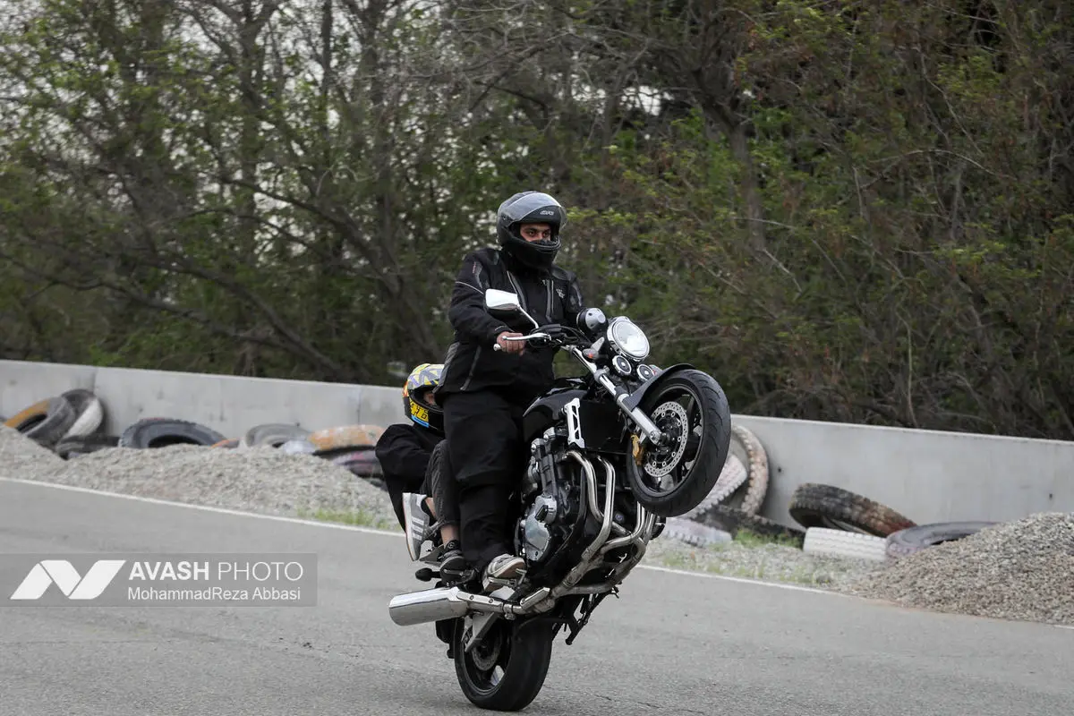 گردهمایی خودرویی و موتوری 