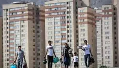 سقوط مستاجران از پله‌های طبقه متوسط/ پیامدهای اجتماعی کوچ اجباری و بازگشت به خانه پدری