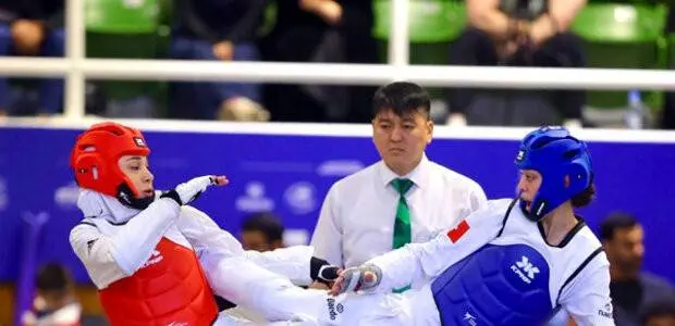 ساینا کریمی به نیمه نهایی تکواندو رسید