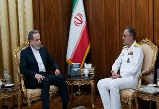 امیر بمانی با عراقچی دیدار کرد