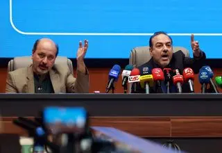 نشست سلامت روان با چاشنی بی احترامی!