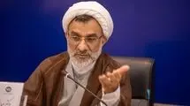 خسروپناه: پزشکیان فقط با مجازات‌های قانون حجاب مشکل دارد