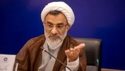 خسروپناه: پزشکیان فقط با مجازات‌های قانون حجاب مشکل دارد