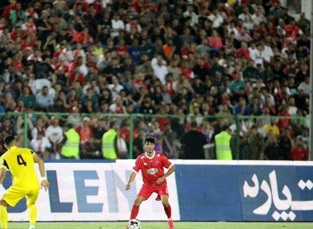 حرکت عجیب و جنجالی بازیکن پرسپولیس