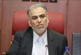 عارف: رحمت‌ الله اکرمی خزانه‌دار بسیار محکم و استواری است 