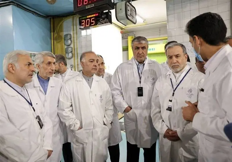 عراقچی با مدیران ارشد صنعت هسته‌ای دیدار و گفت‌و‌گو کرد