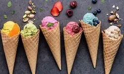 طرز تهیه بستنی قیفی خانگی با میوه و شکلات 