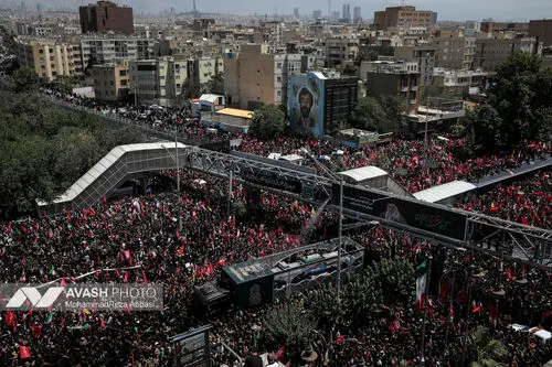 مراسم تشییع پیکر مطهر رهبر شهید انقلاب در تهران - ۲