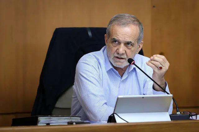 پزشکیان: راه امام رضا(ع) عدالت برای همه و ظلم برای هیچکس است