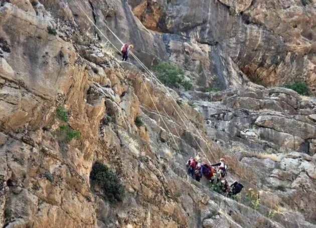 عملیات متهورانه برای بیرون آوردن یک جسد