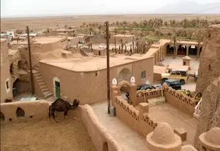 روستای گرمه، بهشتی پنهان در قلب دشت کویر