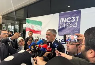 فناوری هسته ای را ارزان به دست نیاورده‌ایم که به آسانی از دست دهیم