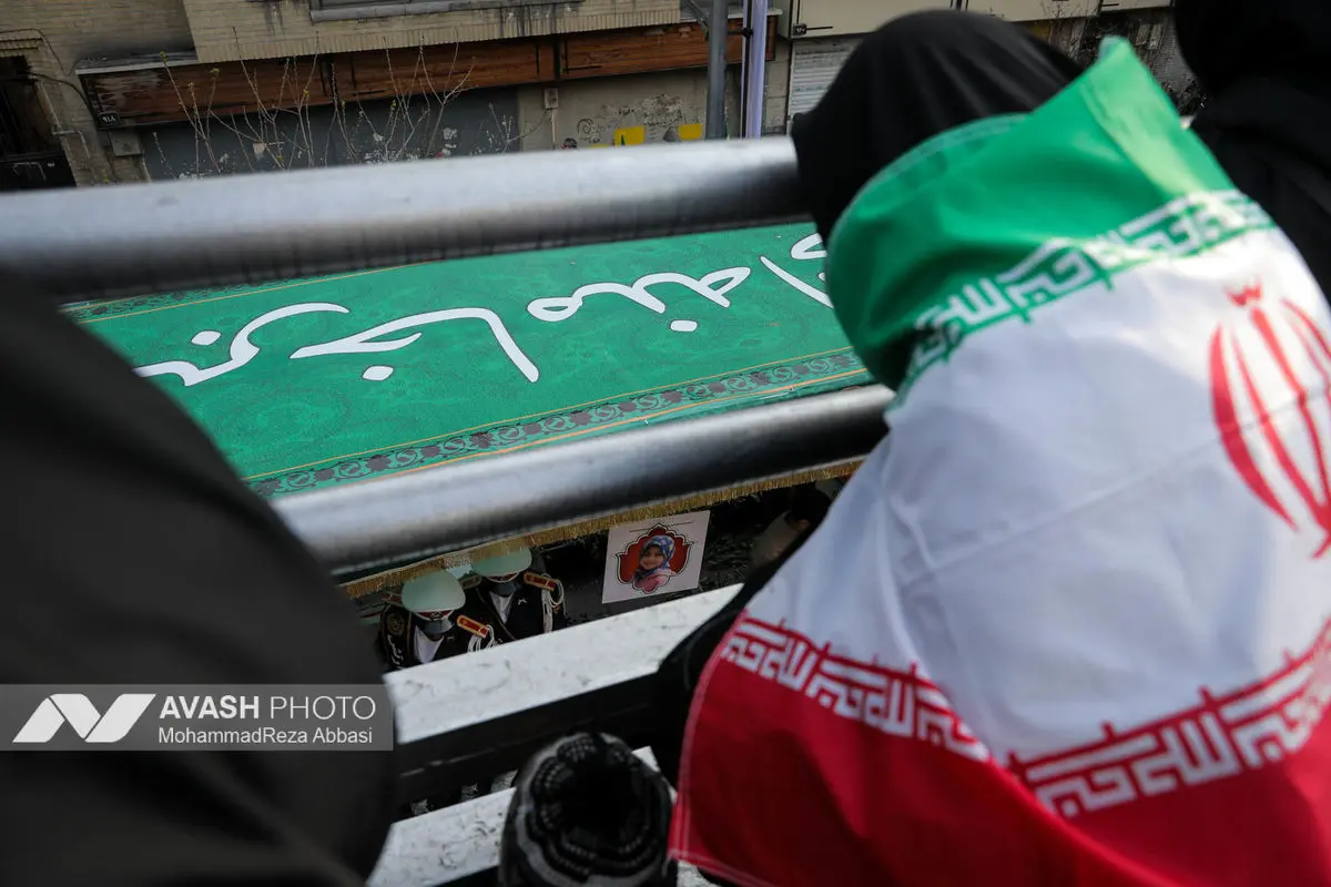 تشییع پیکر ۳۵ شهید جنگ رمضان در تهران -۲