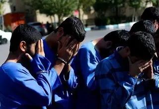 دستگیری ۴۱ خارجی در مرز مریوان