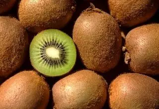  ۲ میوه معجزه‌آسا برای درمان یبوست