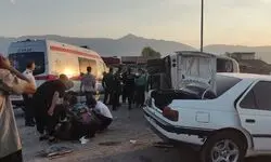 ۲۴ مصدوم در تصادف مینی‌بوس و پژو ۴۰۵ در جاده اراک-توره