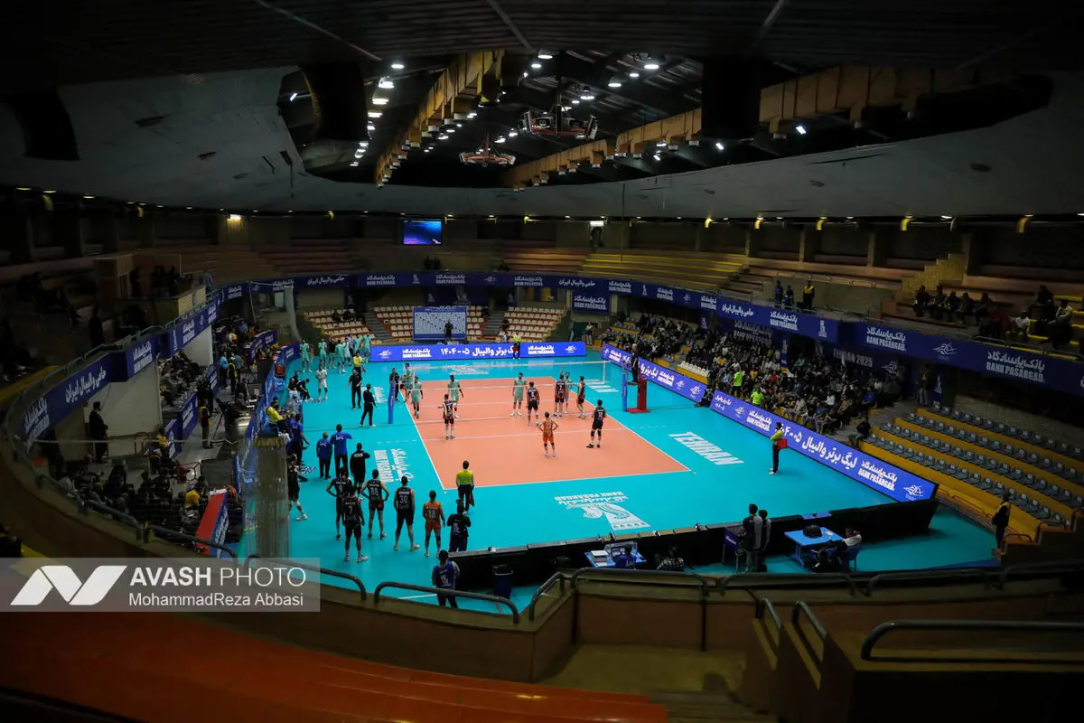 دیدار تیم های والیبال پیکان تهران و سایپا تهران