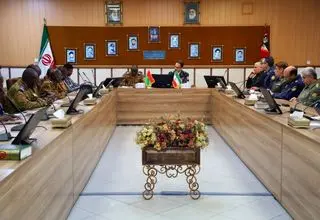 دیدار وزیر دفاع بورکینافاسو با فرمانده دافوس ارتش