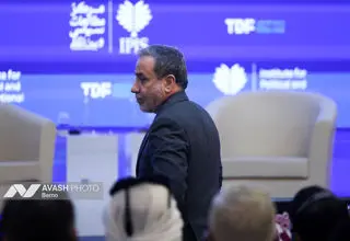 وزیر امور خارجه ایران: نگفتم پلن جدید برای مذاکره با آمریکا داریم / در برابر زیاده خواهی کوتاه نخواهیم آمد ولو جنگ شود