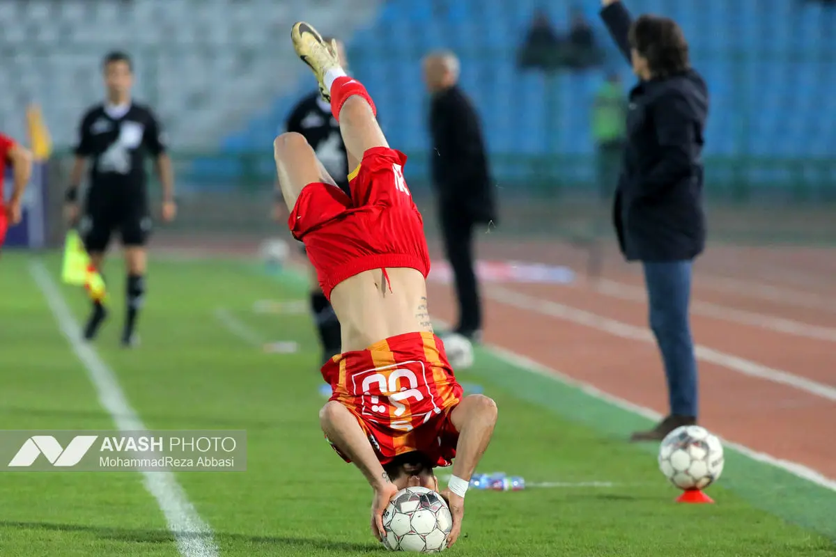 لیگ برتر فوتبال؛ استقلال- فولاد