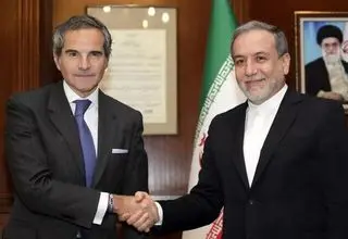 رایزنی عراقچی و گروسی در مورد آخرین وضعیت مذاکرات غیرمستقیم تهران و واشنگتن 