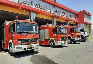 خسارت به ایستگاه ۷۷ ستارخان و ۸ دستگاه خودروی آتش‌نشانی