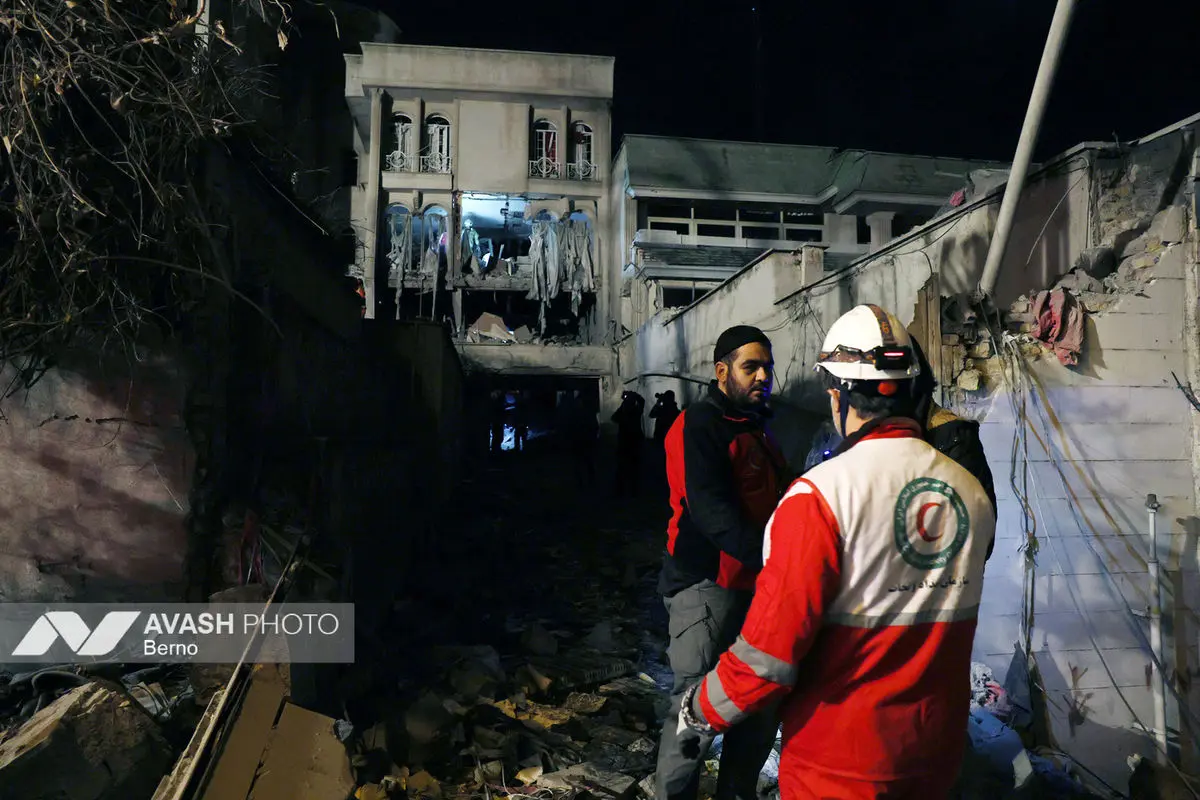 حملات شبانه آمریکایی - اسرائیلی به مناطق مسکونی تهران