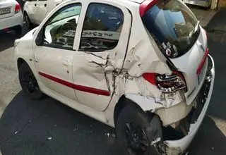 برخورد خاور با 15 خودرو در بلوار سیمون بولیوار تهران