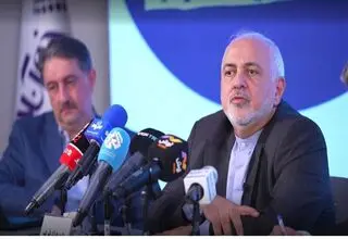ظریف: دنیای امروز، دنیای تصویرها و برساخته‌ها است