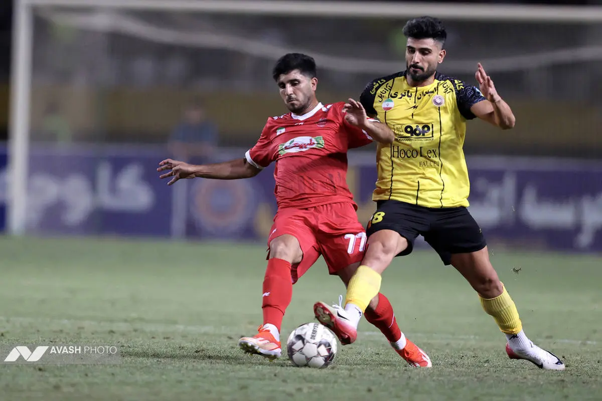 خلاصه بازی سپاهان صفر- پرسپولیس یک