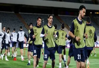 تشکیل تیم ملی «ب» فوتبال زیر نظر قلعه‌نویی
