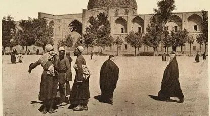 عکس/ نمایی خاص و دیدنی از میدان نقش جهان اصفهان در دوران قاجاریه