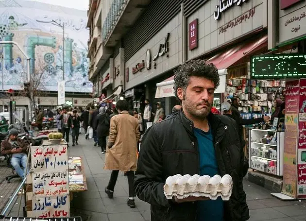 ۲۰ برابر شدن قیمت موادغذایی در ۱۰ سال؛ تورم نفس سفره‌ها را برید