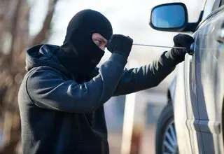 سرقت خودرو برای قاچاق کالا