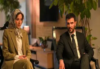 سکانس حساس سریال «بی عاطفه»؛ راز پدر عاطفه جلوی علی برملا شد/ ببینید