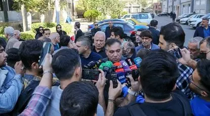 شمارش معکوس در ساختمان آبی/ پایان دوران سرپرستی تاجرنیا در استقلال