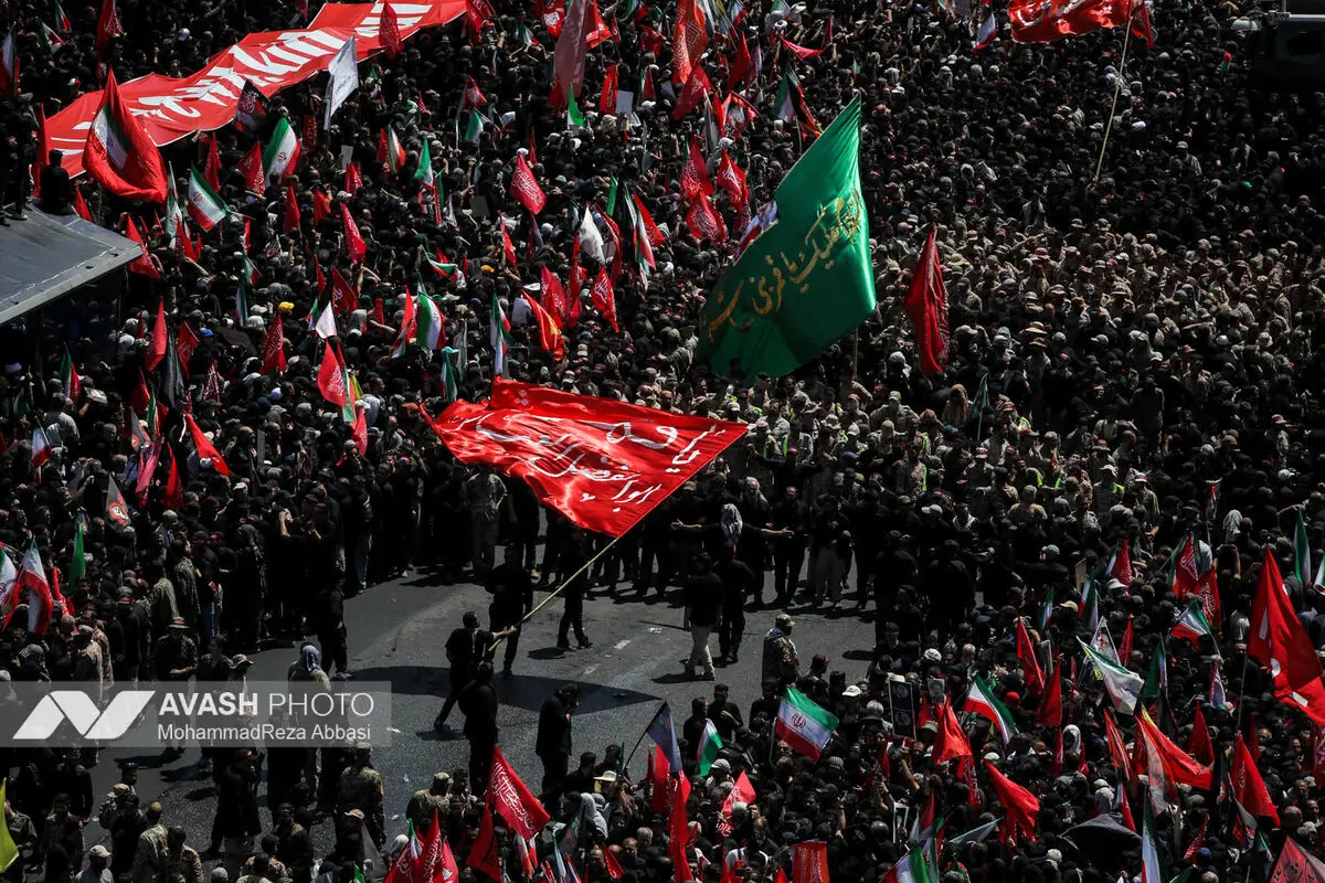 مراسم تشییع پیکر مطهر رهبر شهید انقلاب در تهران - ۲