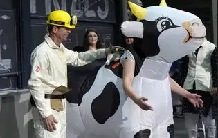 ایگ نوبل: اینجا ، «علم » همان «خنده» است