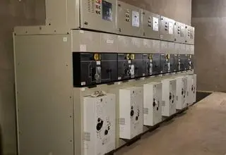 نوسازی پست برق شماره 13 مجموعه ورزشی آزادی