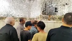ظریف بر مزار شهید رئیسی فاتحه خواند