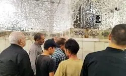 ظریف بر مزار شهید رئیسی فاتحه خواند