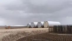 پیشرفت احداث چند نیروگاه خورشیدی و بادی در کشور 